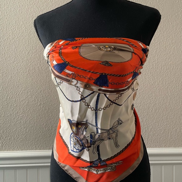 Beautiful scarf - Picture 4 of 5